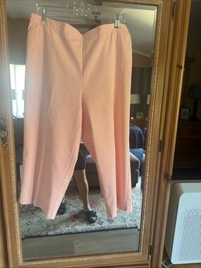 Alfred Dunner Blush Pink Cropped Wide-Leg Pants